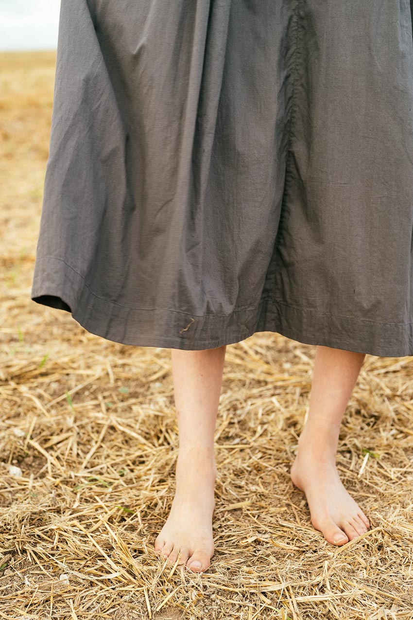 sale double pleat dress cotton cambric image 4